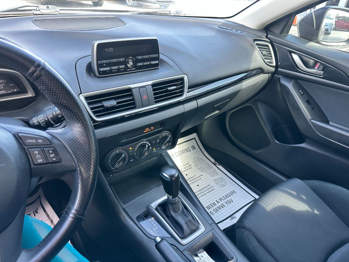 2014 Mazda Mazda3 Hatchback photo 19