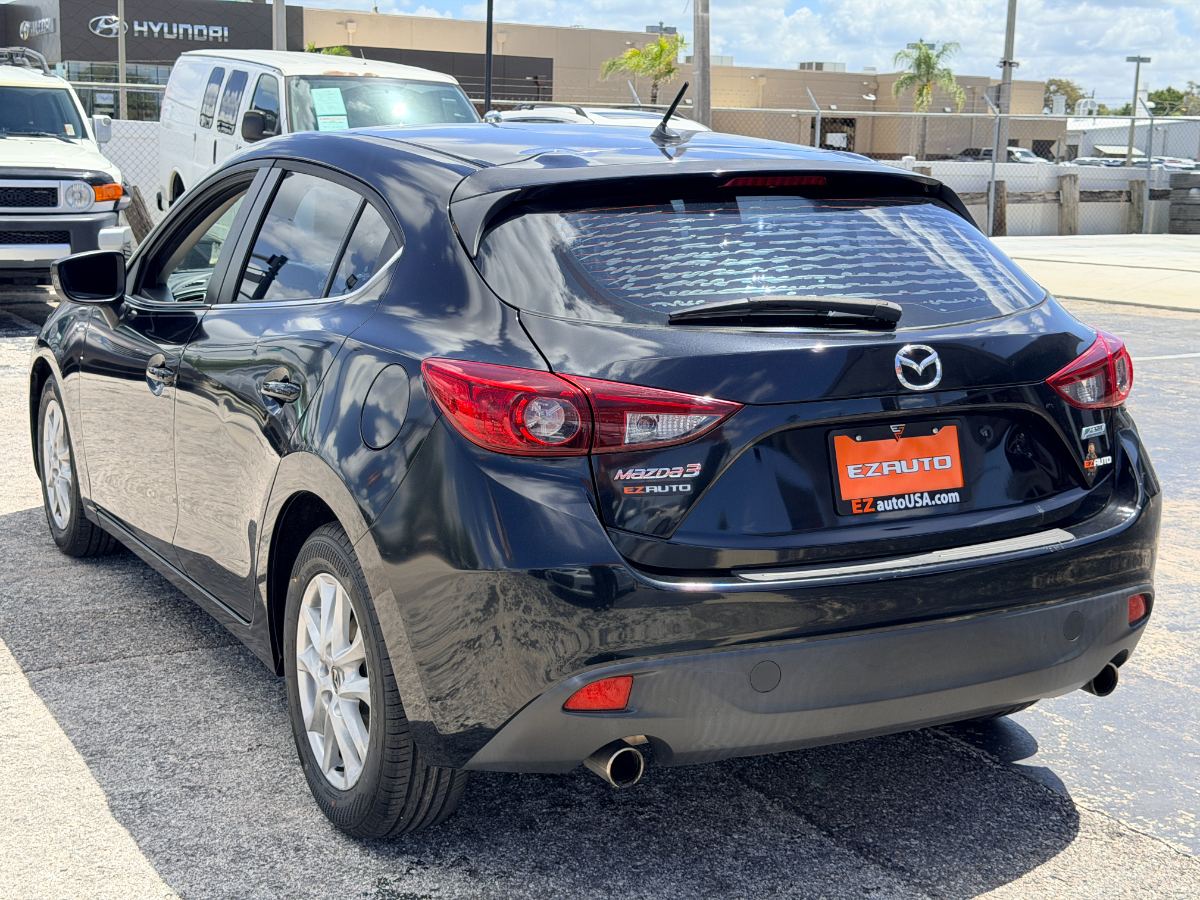 2014 Mazda Mazda3 Hatchback photo 5