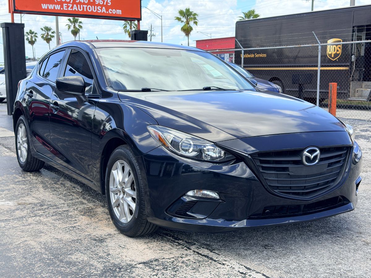 2014 Mazda Mazda3 Hatchback photo 9