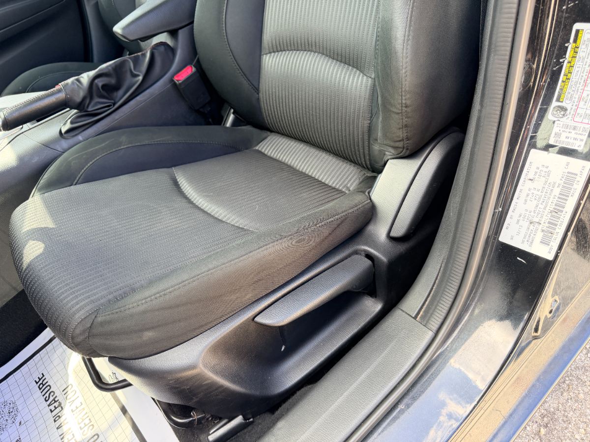 2014 Mazda Mazda3 Hatchback photo 15