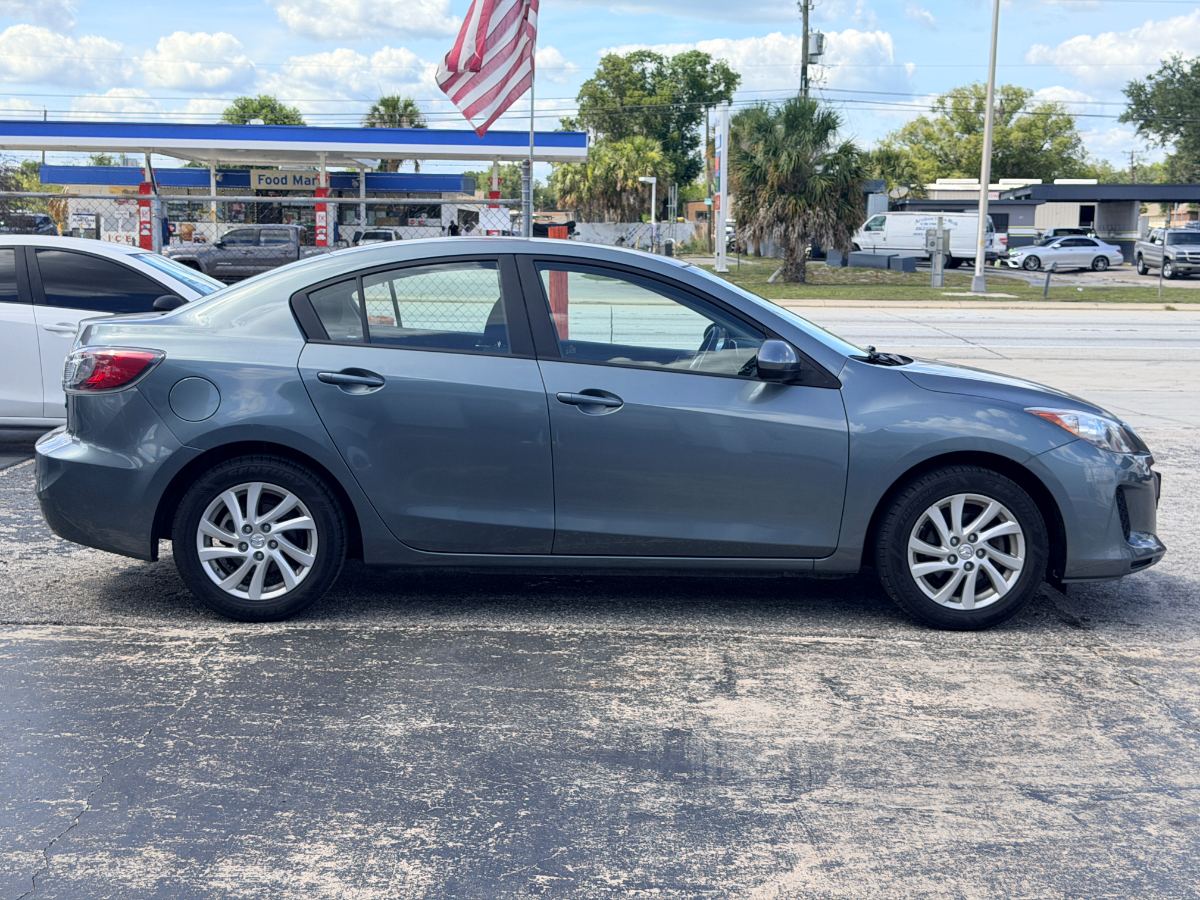 2012 Mazda Mazda3 photo 8