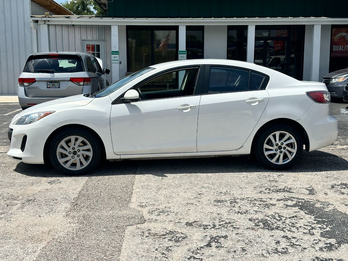 2013 Mazda Mazda3 photo 4