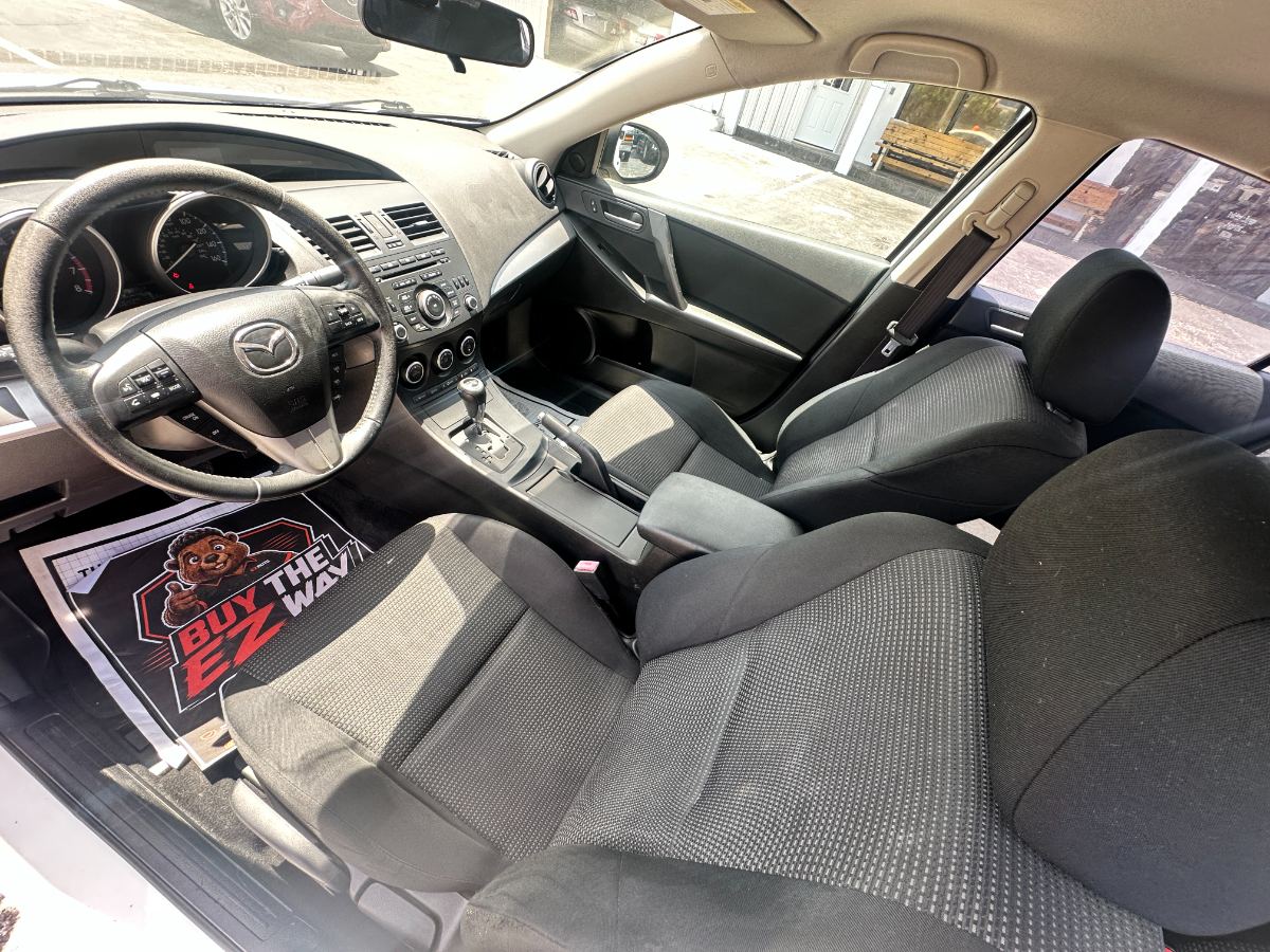2013 Mazda Mazda3 photo 15