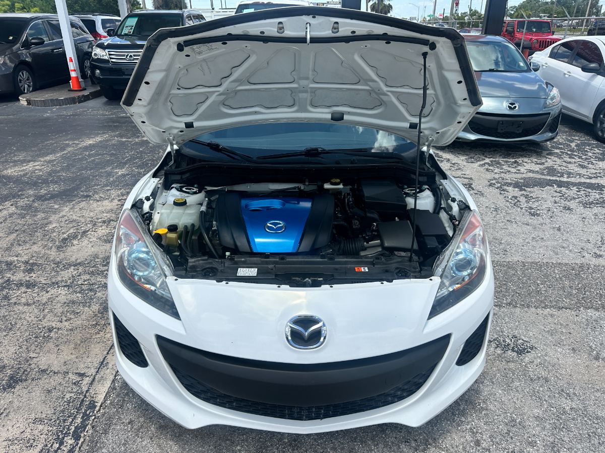 2013 Mazda Mazda3 photo 28