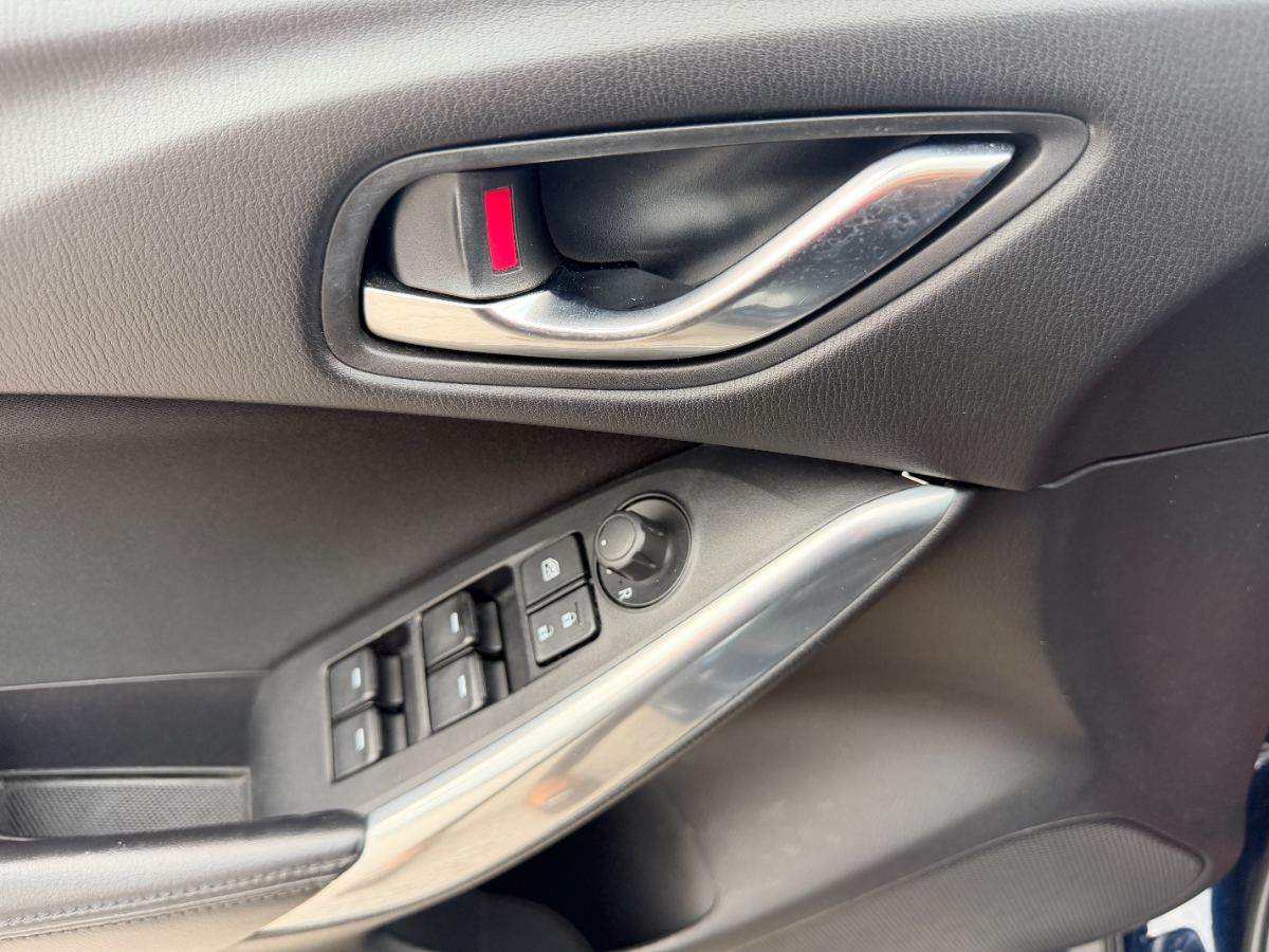 2015 Mazda Mazda6 photo 13