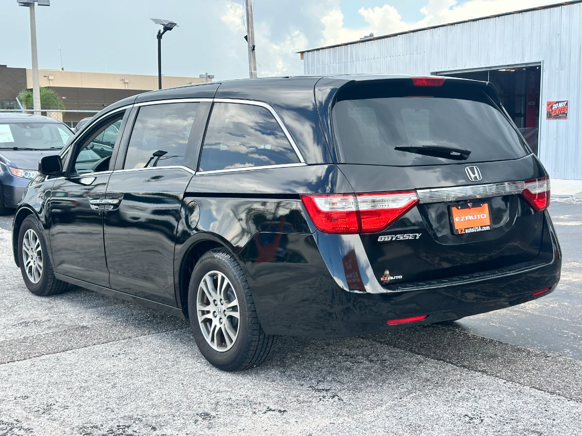 2013 Honda Odyssey photo 5