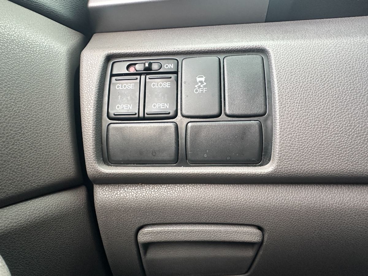 2013 Honda Odyssey photo 18
