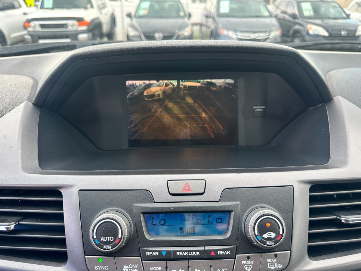 2013 Honda Odyssey photo 22