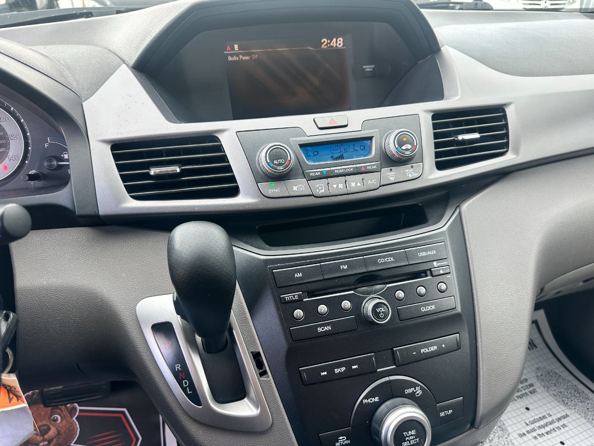 2013 Honda Odyssey photo 23