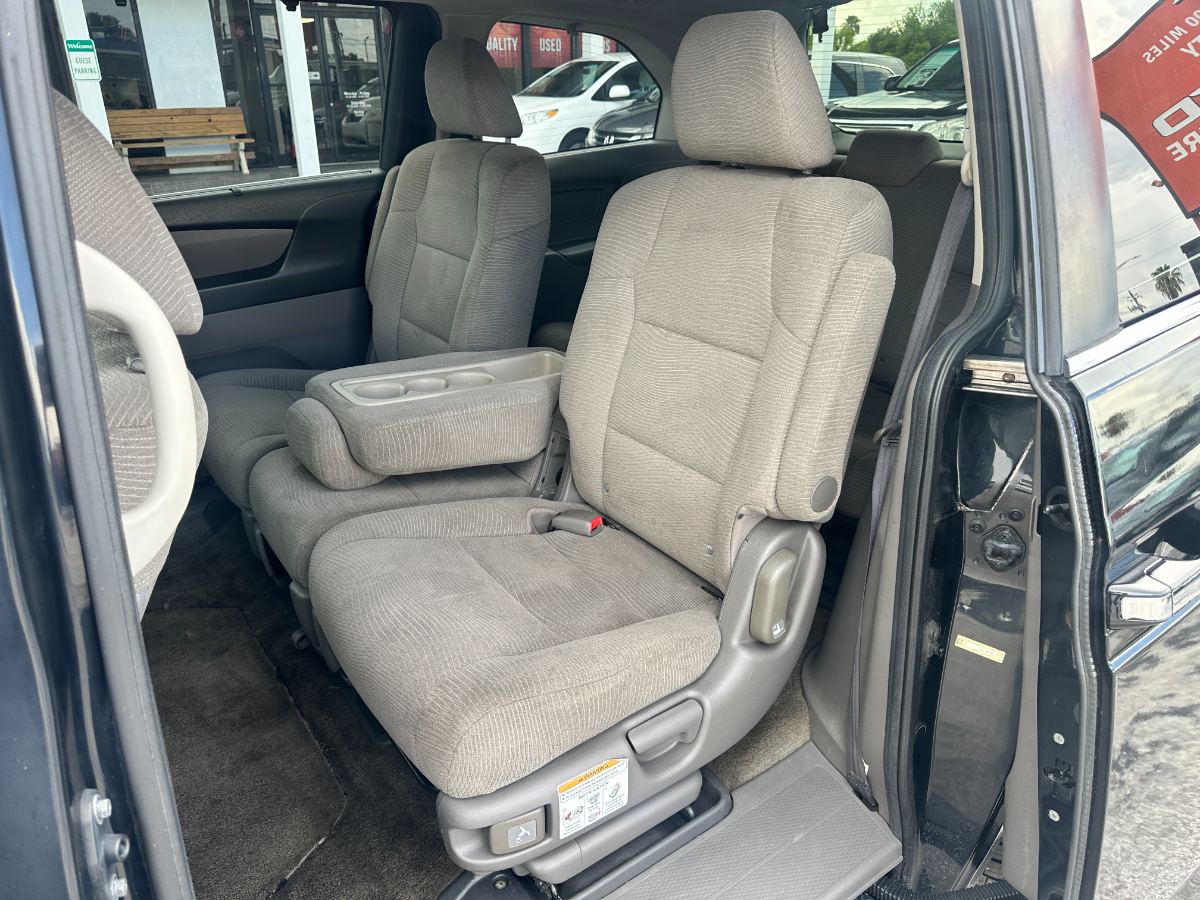 2013 Honda Odyssey photo 27