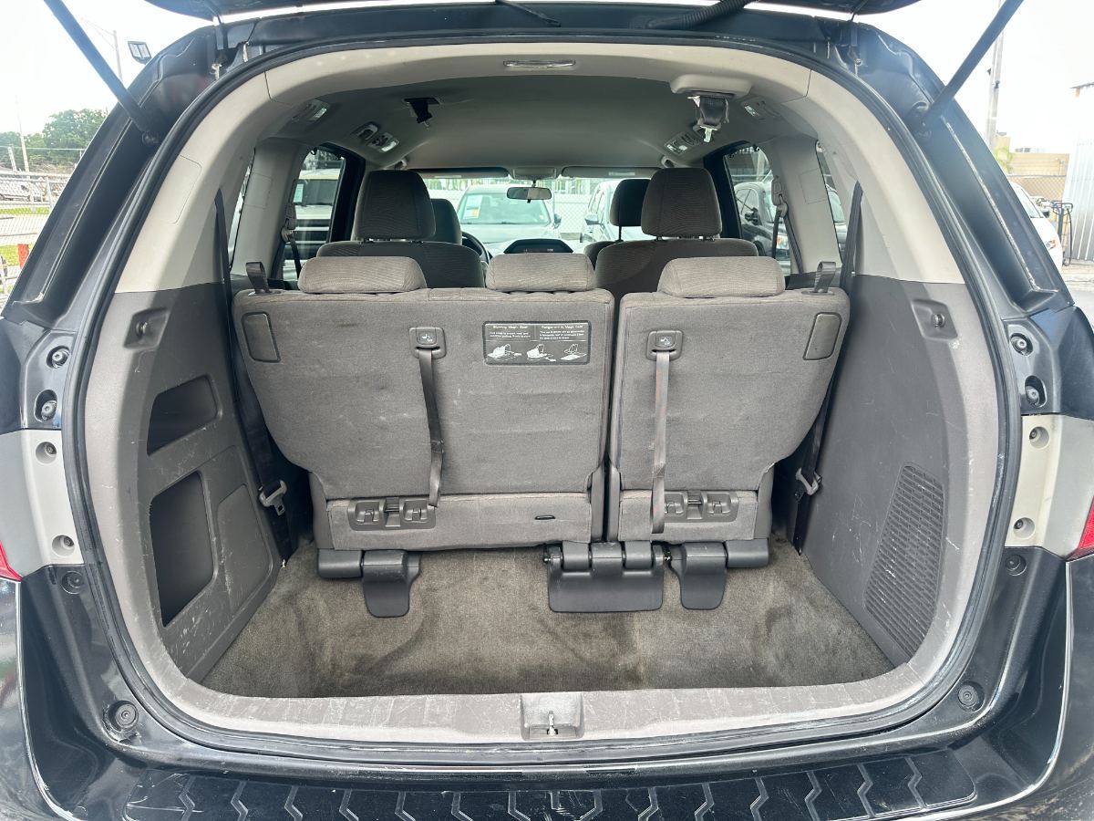 2013 Honda Odyssey photo 32