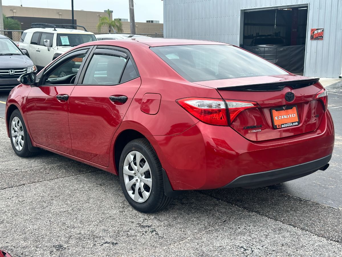 2016 Toyota Corolla photo 5