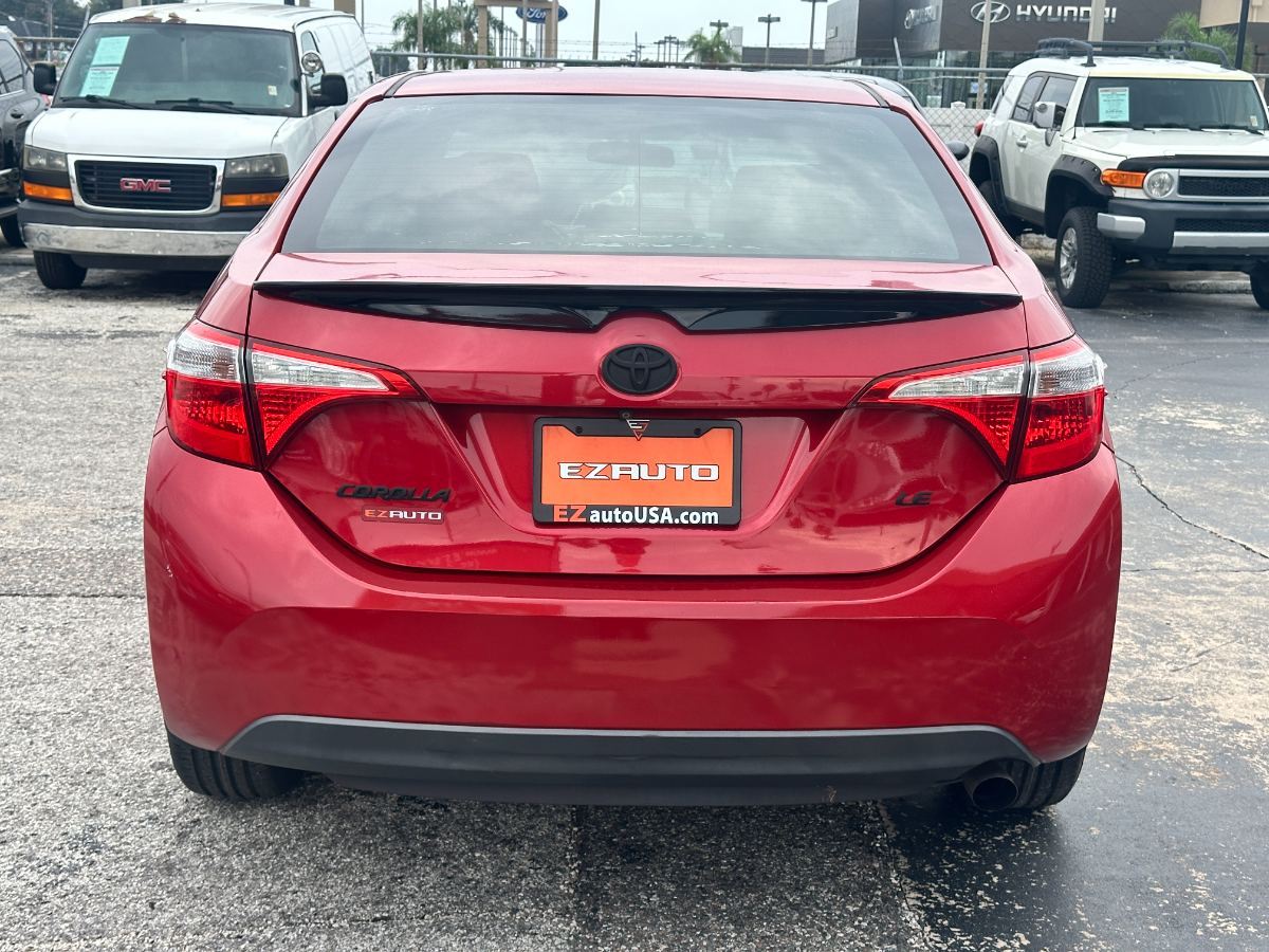 2016 Toyota Corolla photo 6