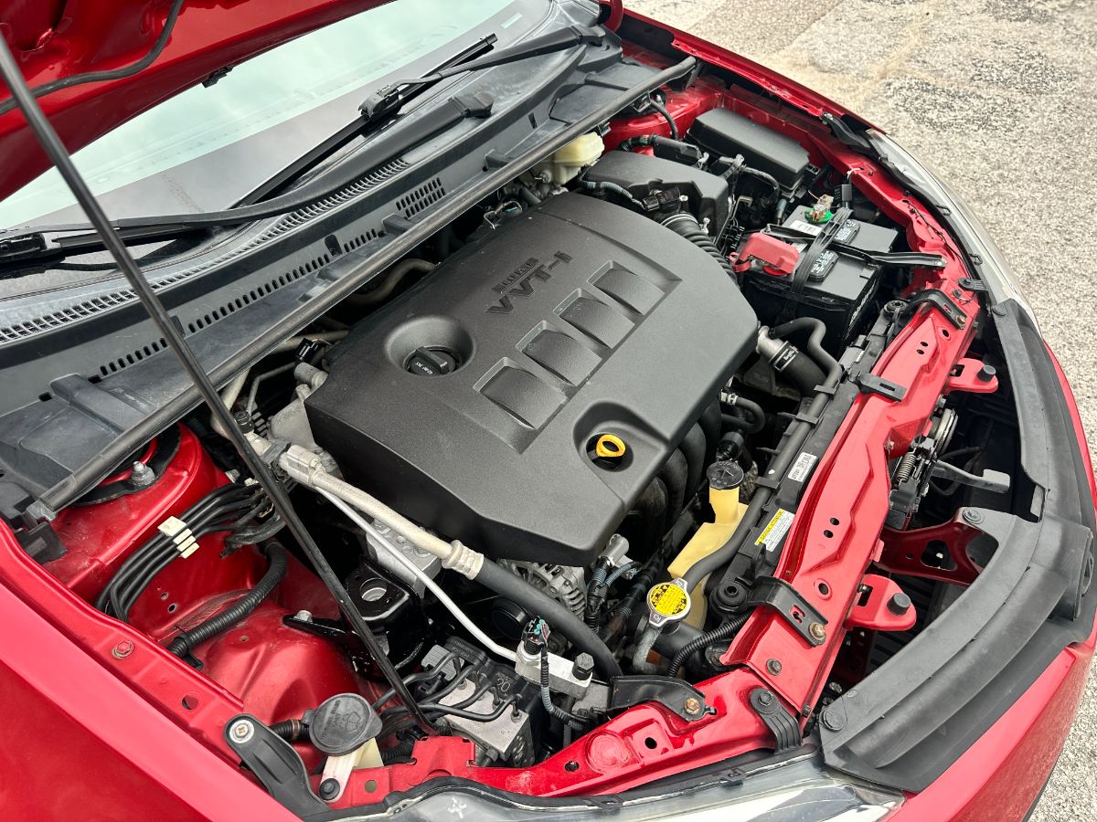 2016 Toyota Corolla photo 30