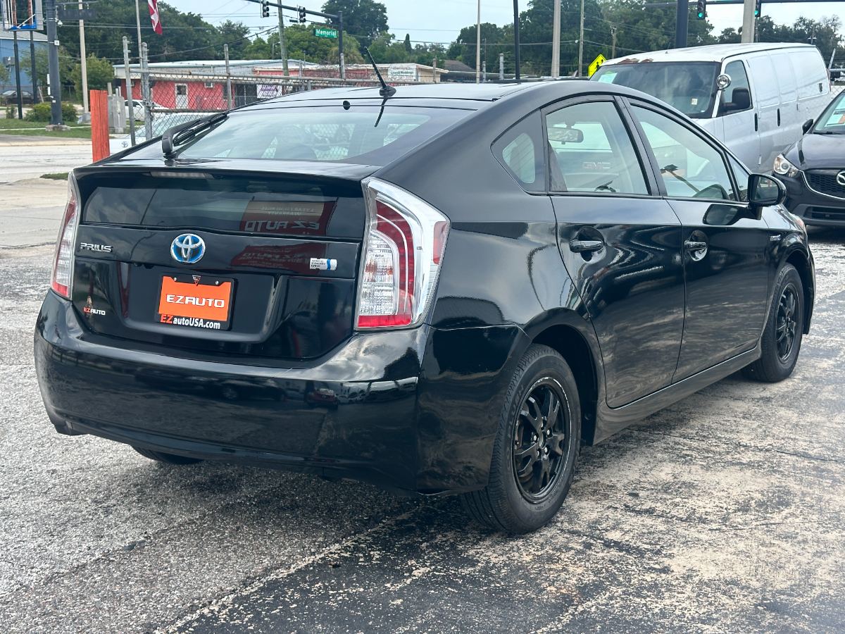 2015 Toyota Prius photo 7