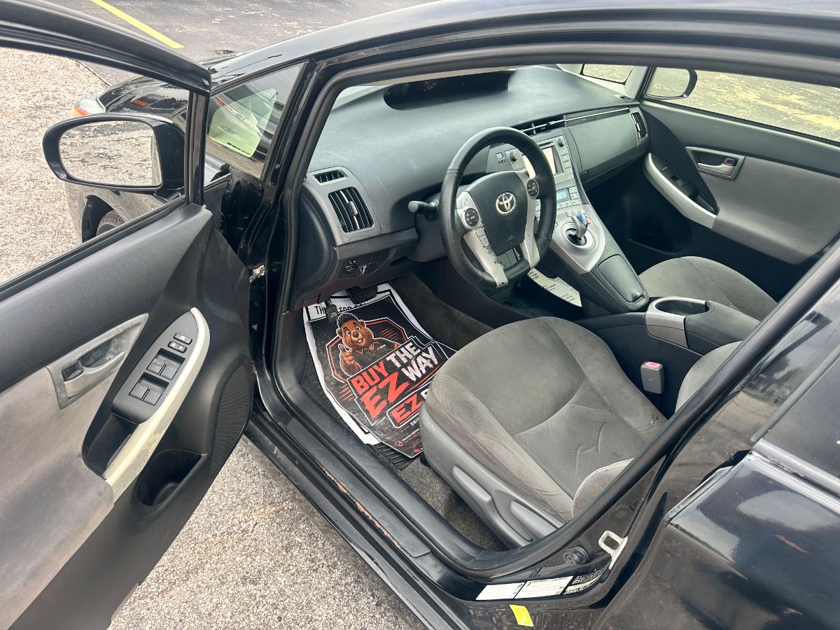 2015 Toyota Prius photo 12