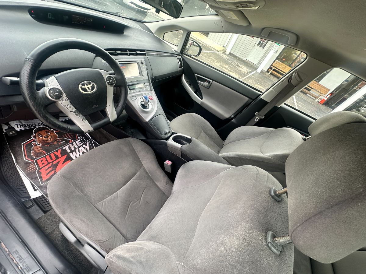 2015 Toyota Prius photo 14