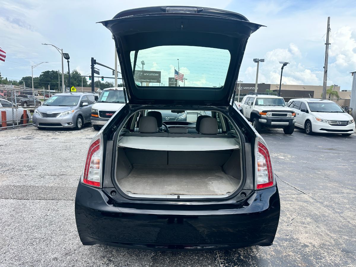 2015 Toyota Prius photo 31