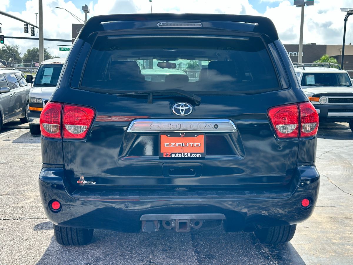 2008 Toyota Sequoia photo 6