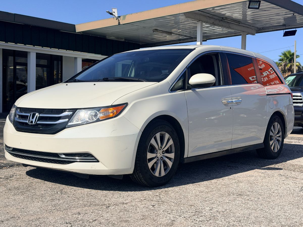 2016 Honda Odyssey photo 3