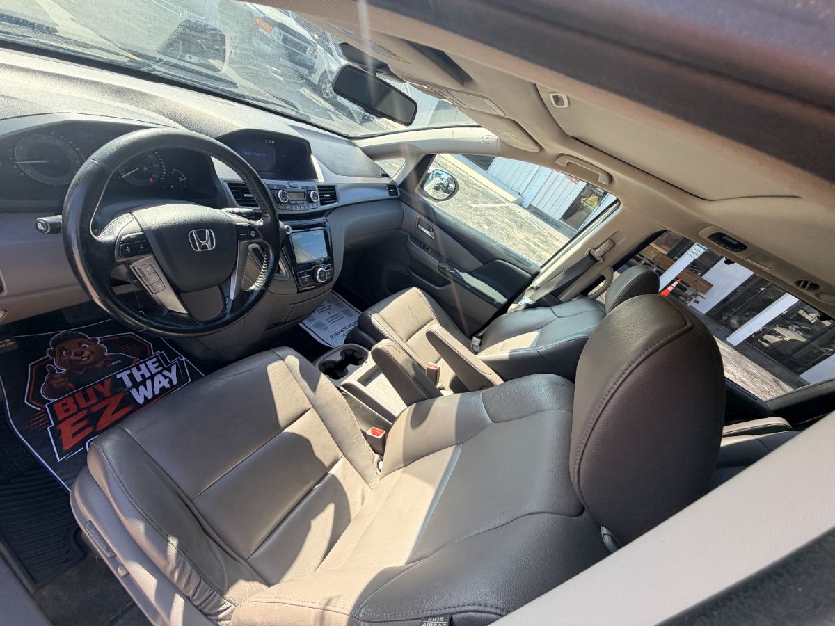2016 Honda Odyssey photo 14