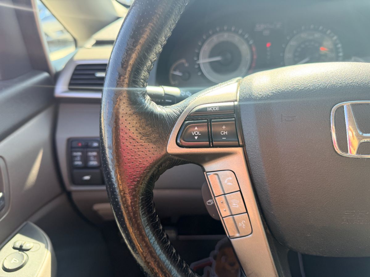 2016 Honda Odyssey photo 19