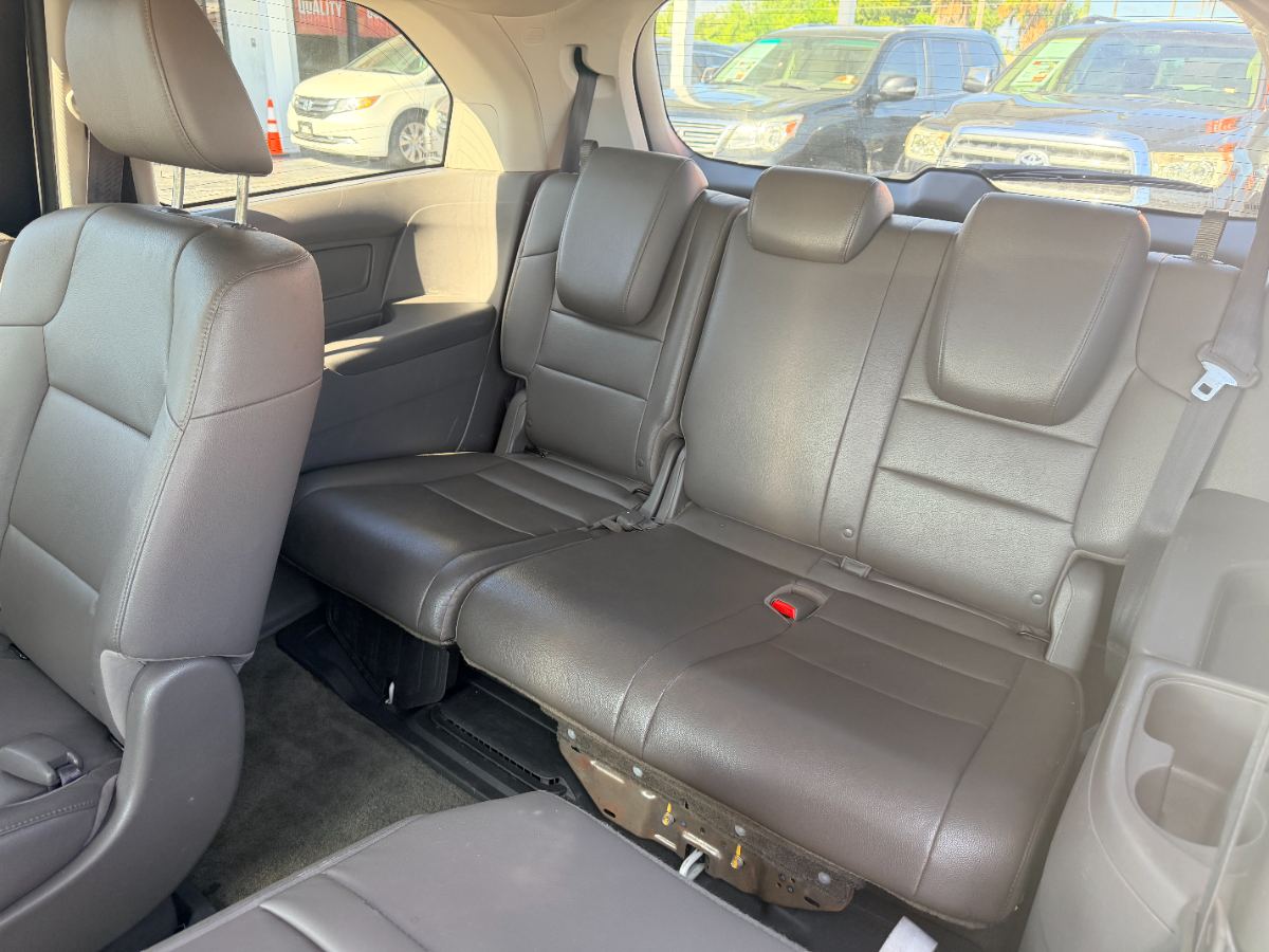 2016 Honda Odyssey photo 28