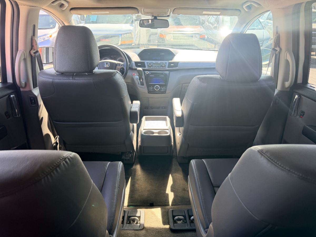 2016 Honda Odyssey photo 30