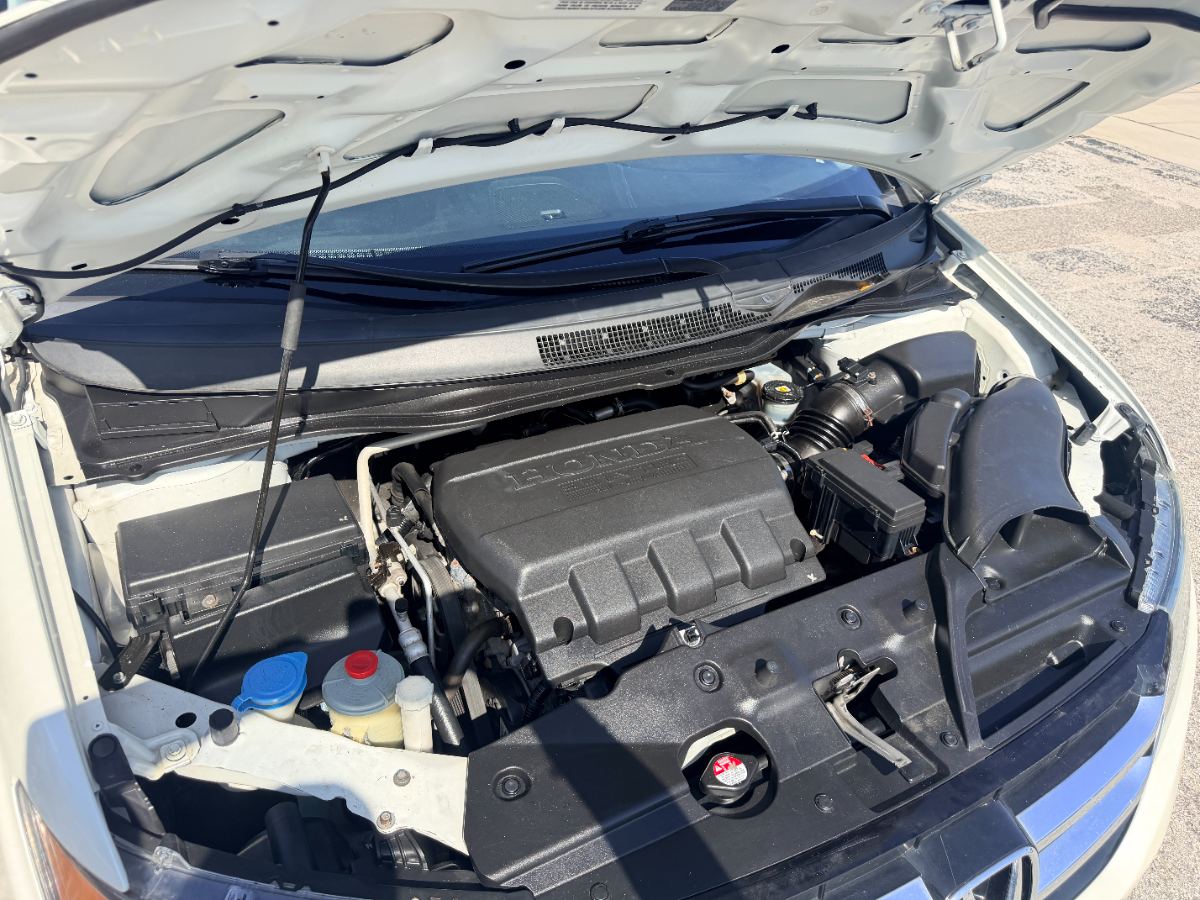 2016 Honda Odyssey photo 35