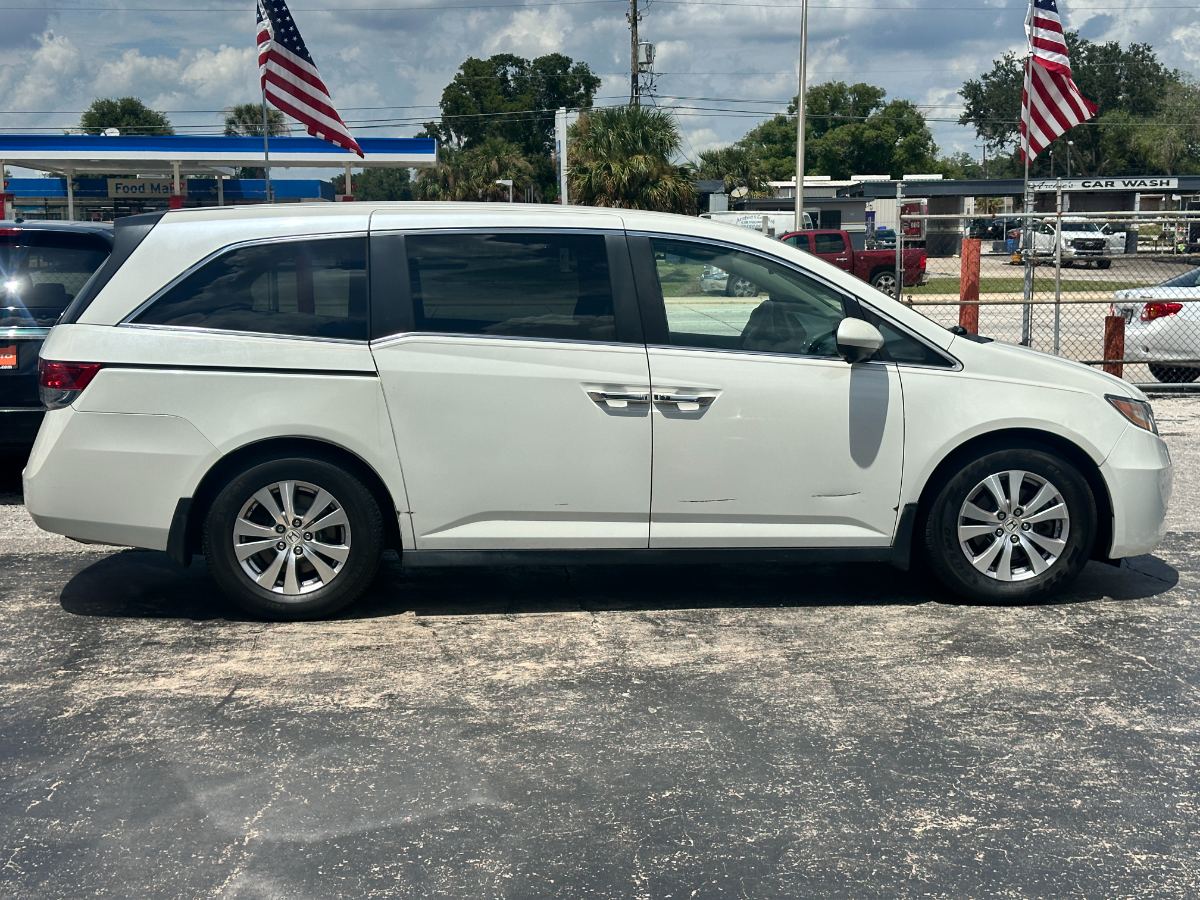 2014 Honda Odyssey photo 8