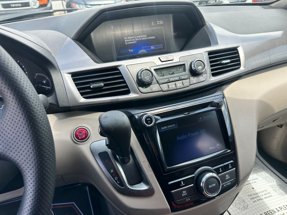 2014 Honda Odyssey photo 20