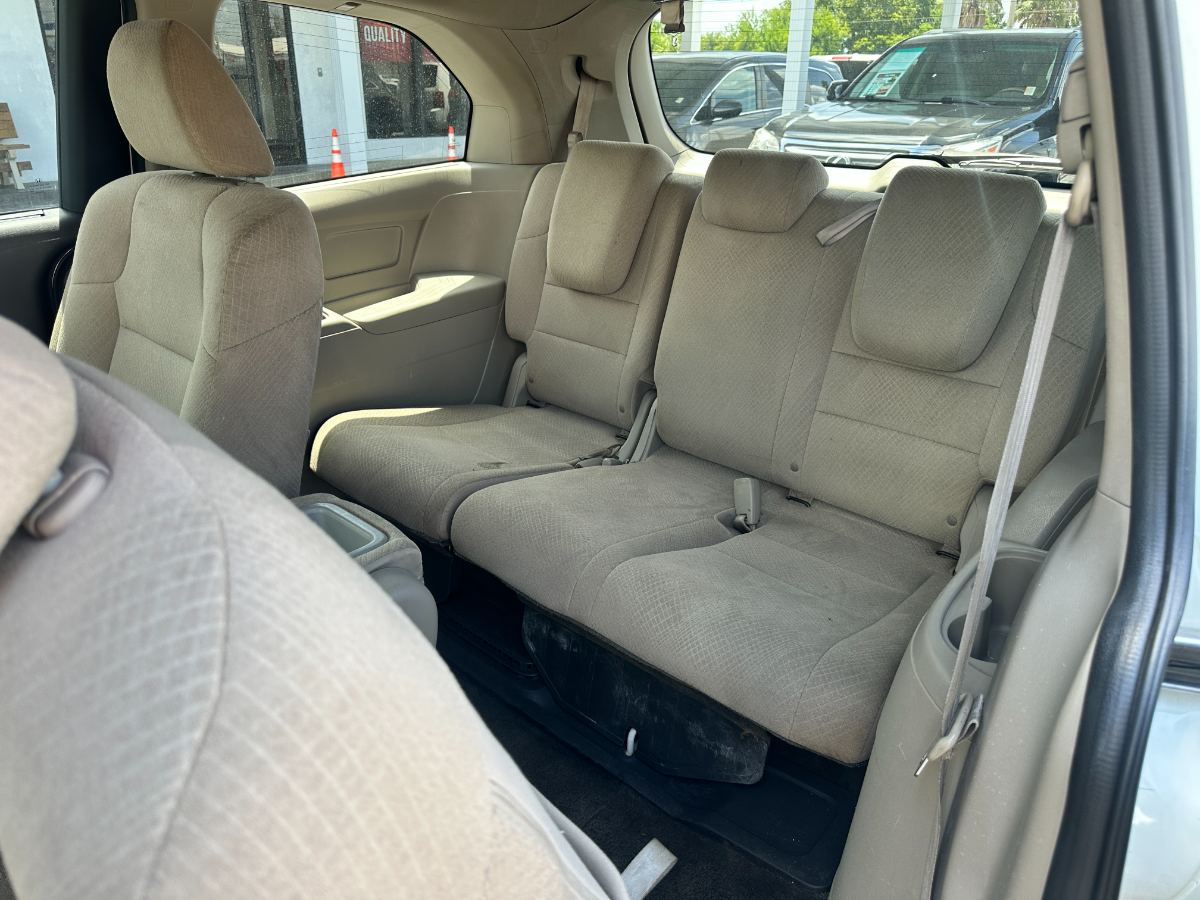 2014 Honda Odyssey photo 26