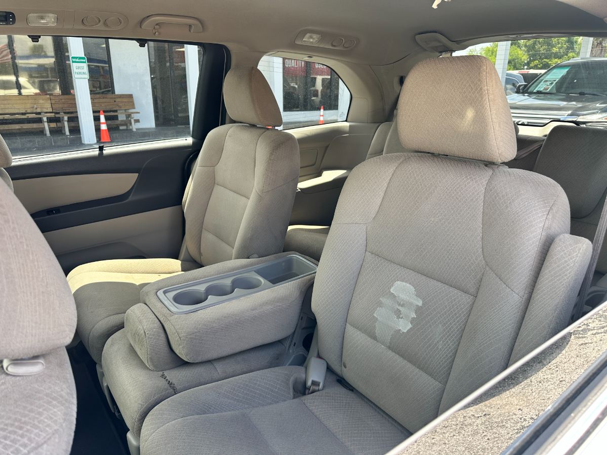 2014 Honda Odyssey photo 25