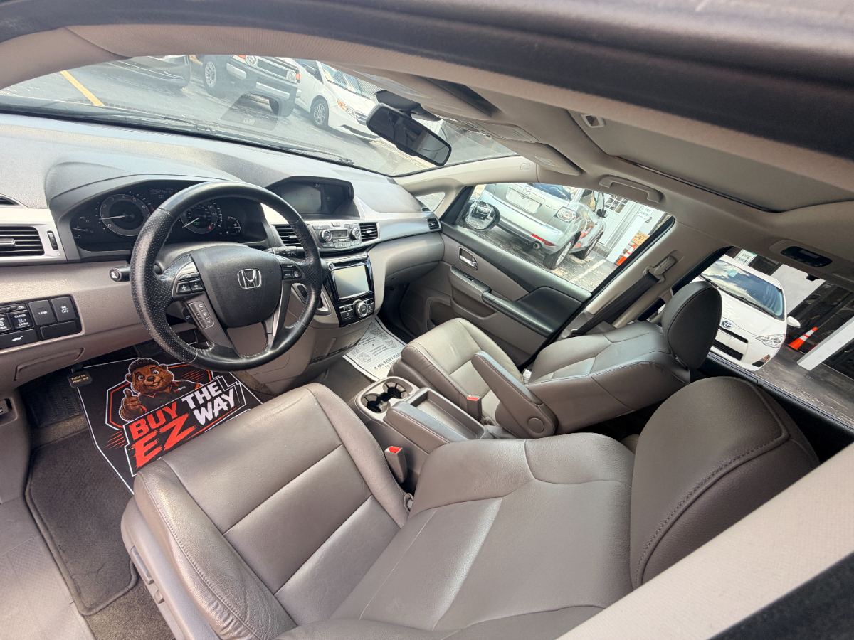 2014 Honda Odyssey photo 12