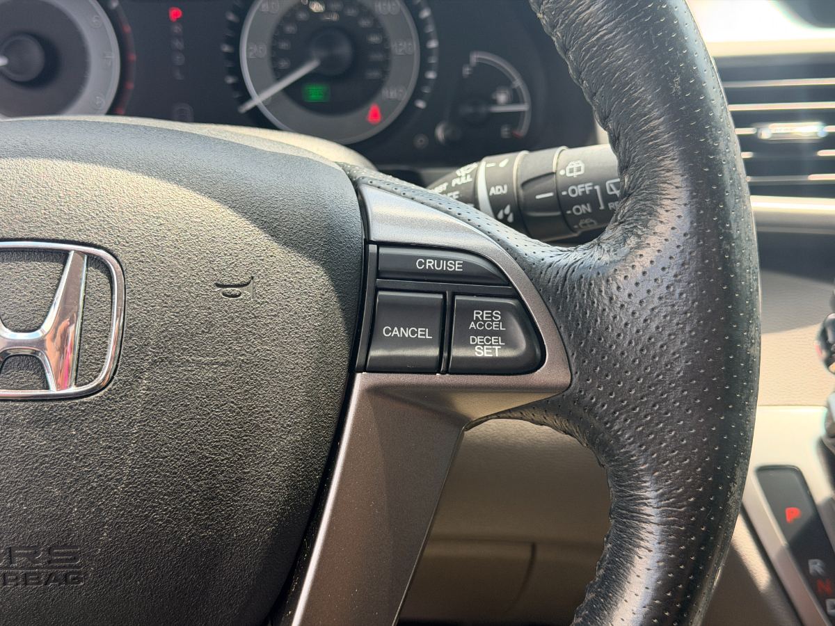 2014 Honda Odyssey photo 19