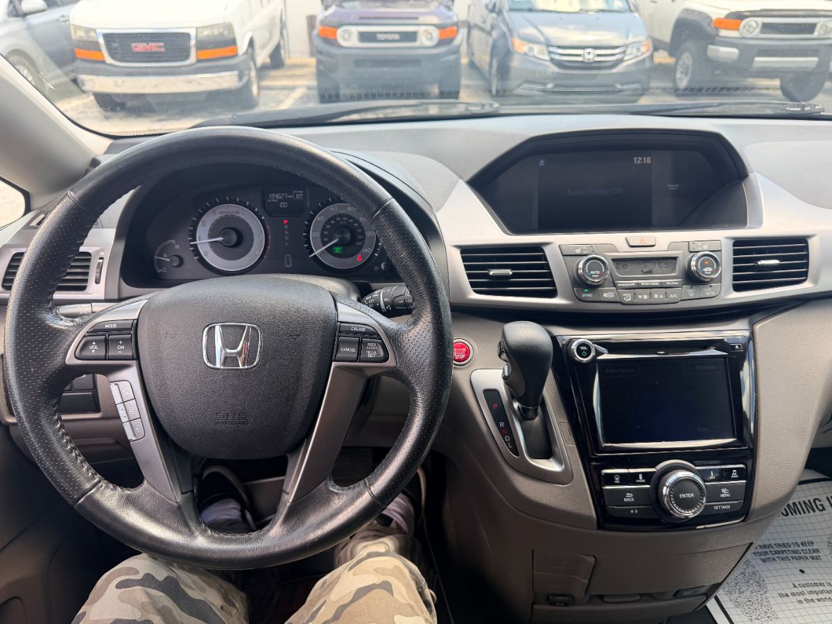 2014 Honda Odyssey photo 20