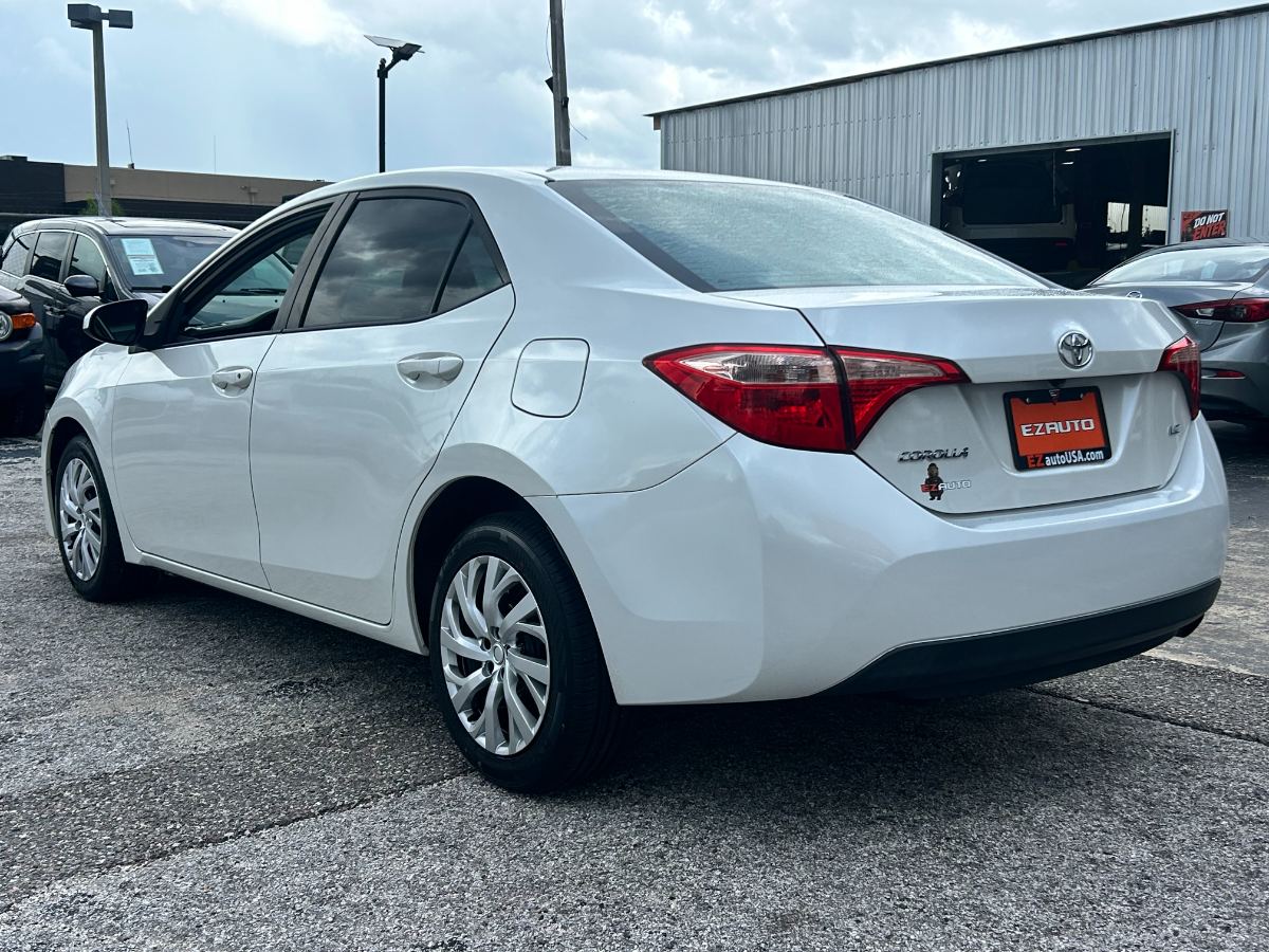 2017 Toyota Corolla foto 5