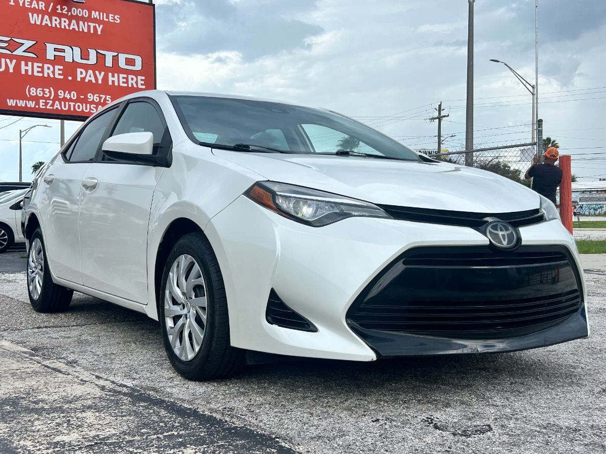 2017 Toyota Corolla foto 9