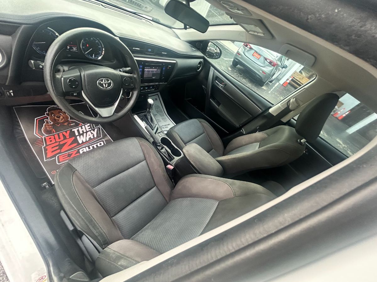 2017 Toyota Corolla foto 13