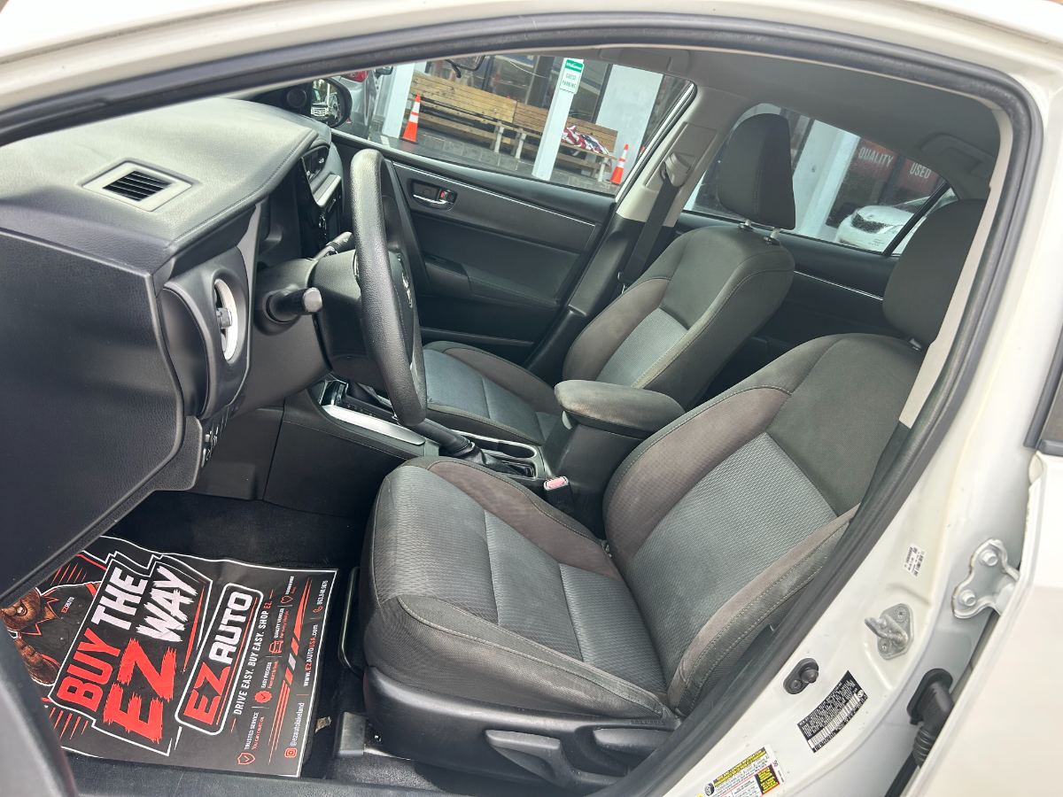 2017 Toyota Corolla foto 14