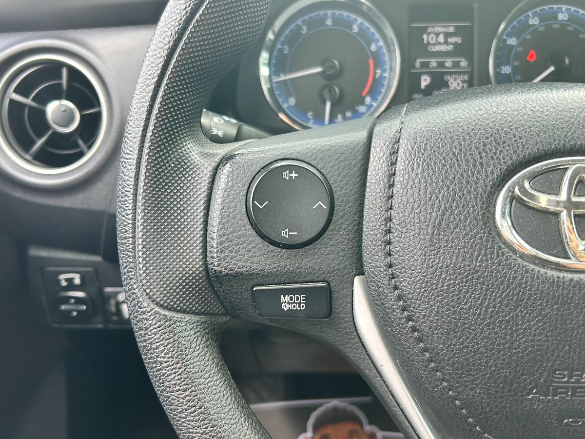 2017 Toyota Corolla foto 18