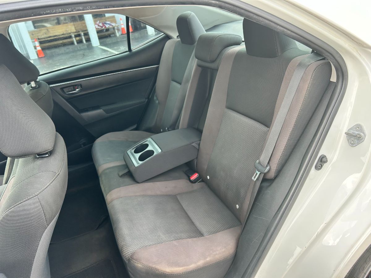 2017 Toyota Corolla foto 26