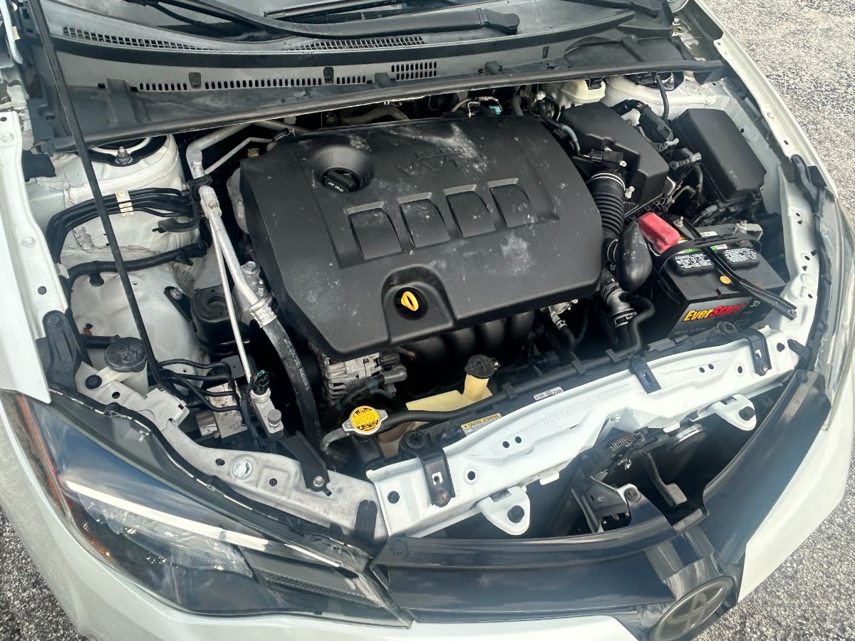 2017 Toyota Corolla foto 32