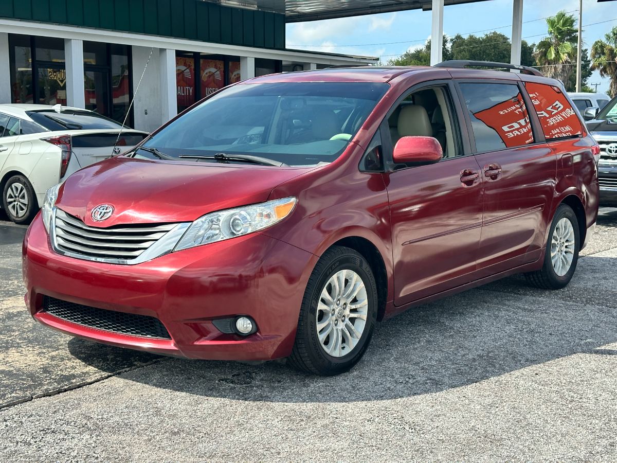 2012 Toyota Sienna foto 3