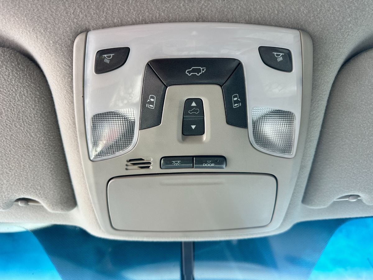 2012 Toyota Sienna foto 25