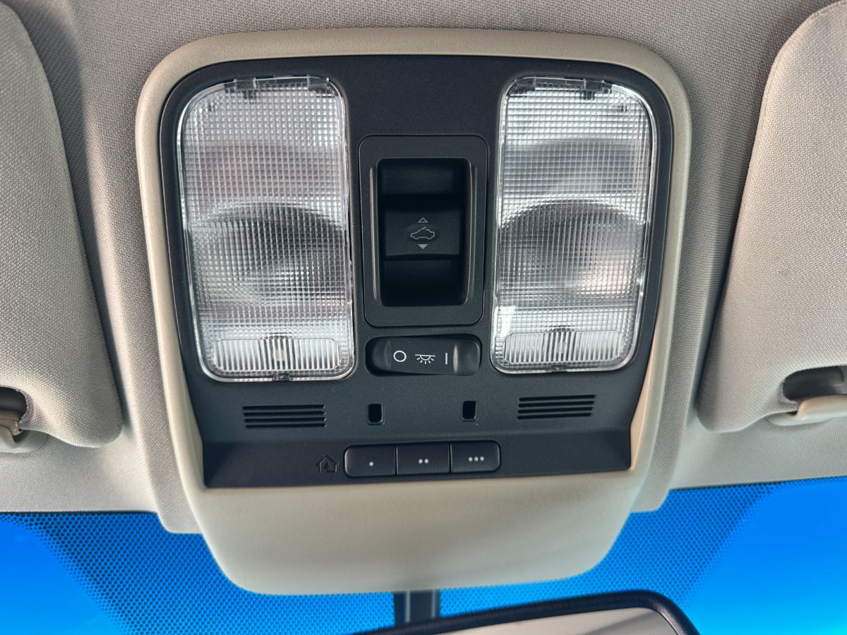 2012 Acura RDX photo 25