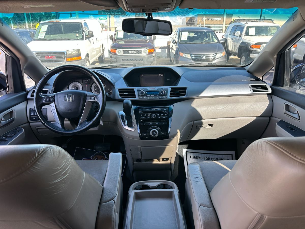 2011 Honda Odyssey photo 27