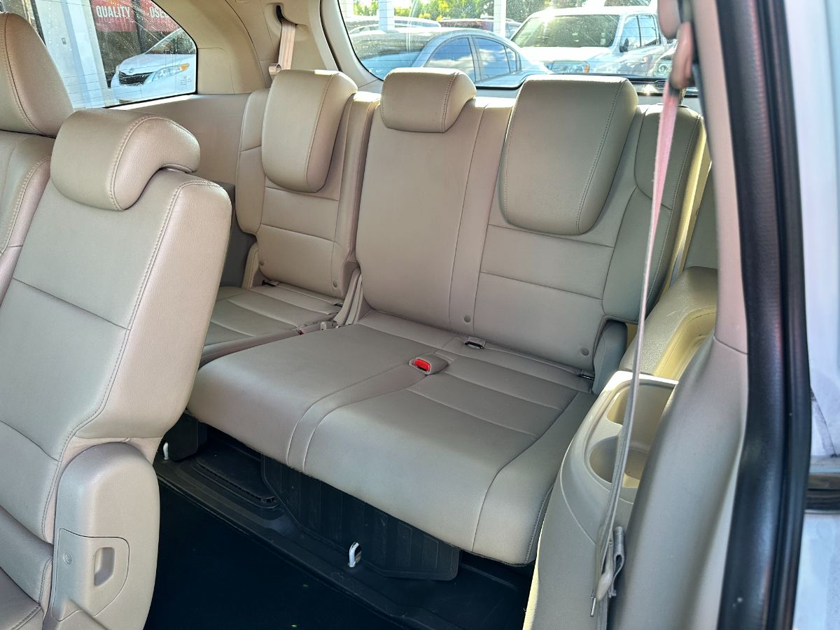 2011 Honda Odyssey photo 30