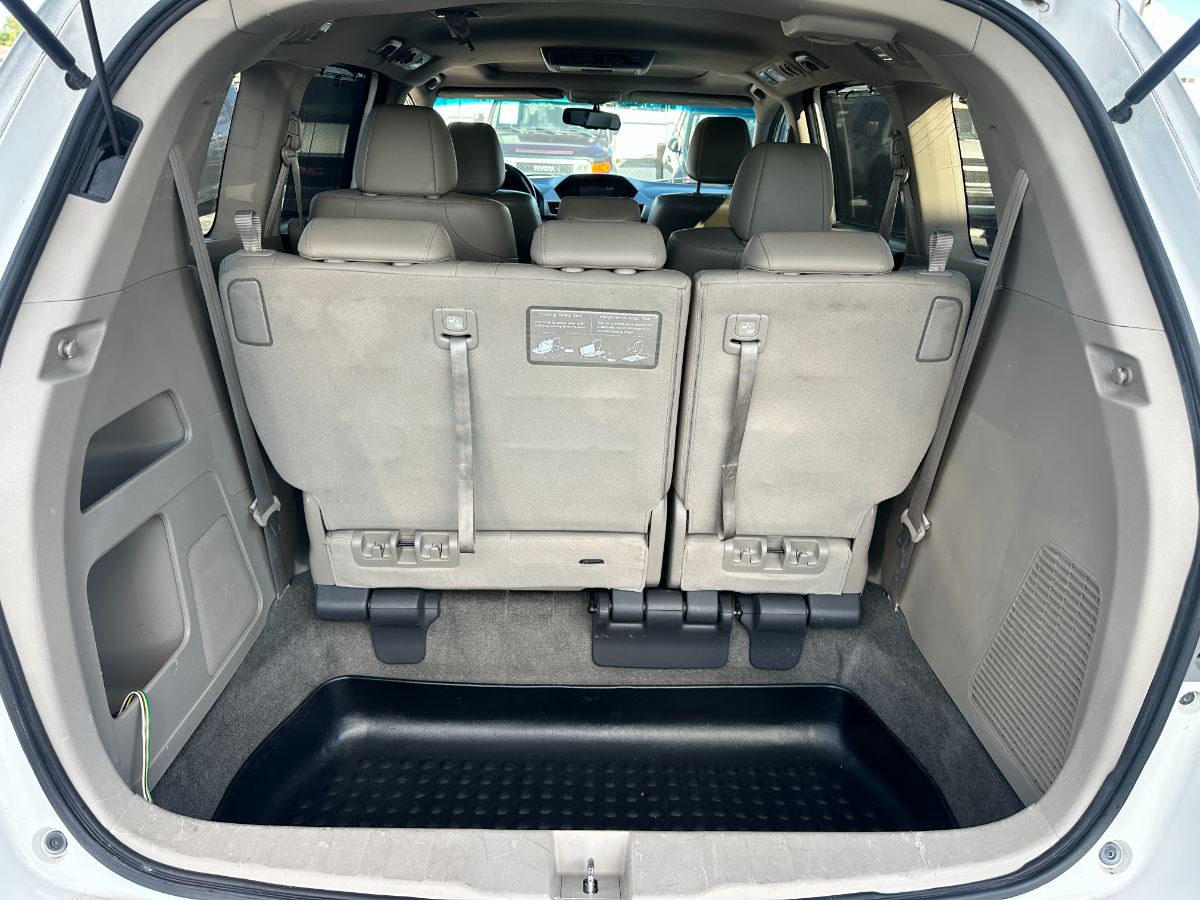 2011 Honda Odyssey photo 31