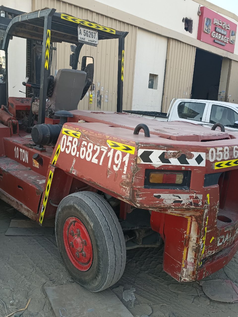 10 ton Forklift — photo 1 of 1